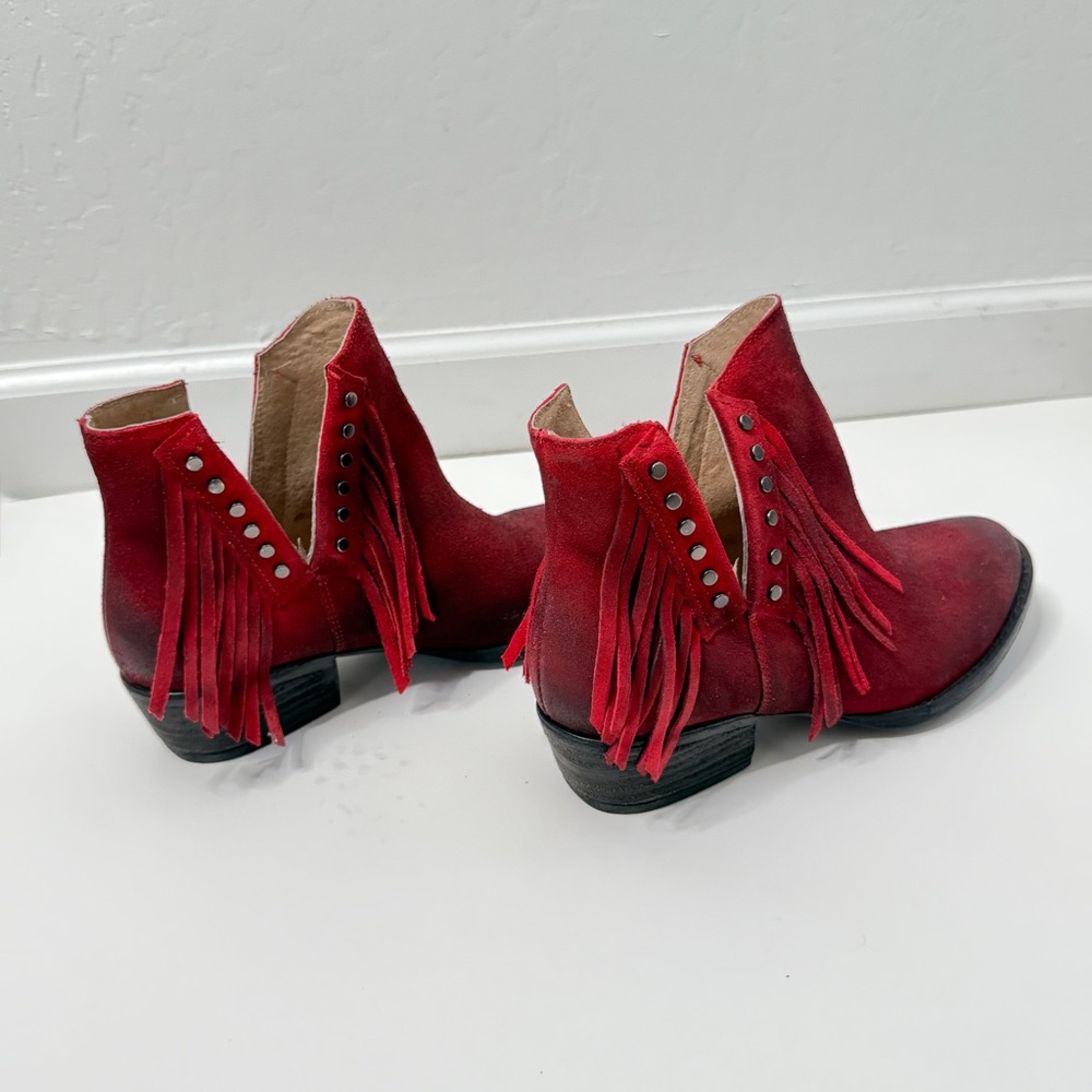 Circle G - Corral Women's Red Studs & Fringe Fashion Booties - size 8 - NWT - Picture 4 of 12